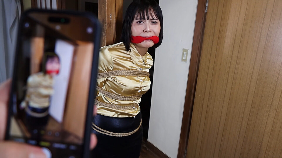 Made In Japan: Kuroi Teaches Japanese To A Foreigner Student, But She Wants To Be Tied And Gagged By Him
