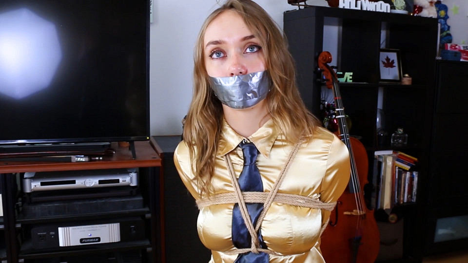Detective Jade Silverstone must be tied up and gagged to unravel the mystery PART 1 of 2